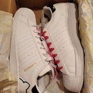 Hello Kitty X Adidas Superstar, Brand New, New Worn (with tags and box) US sz 8